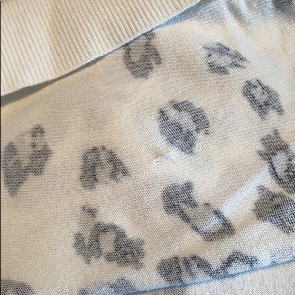 Beautiful animal print sweater - Picture 5 of 5